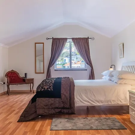 Casa Grata Сasa de vacaciones Arco da Calheta (Madeira)